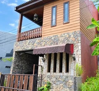 DIJUAL : RUMAH PREMIUM 3,5 LANTAI DI GRAND DEPOK CITY - Thumbnail 1
